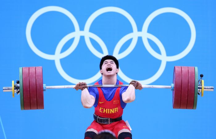 举重--林清峰夺伦敦奥运会中国男举首金(
