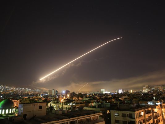 社评:美国轰炸叙利亚 作秀与搅局的延续