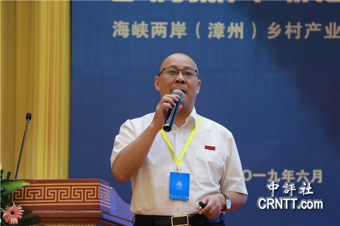 黄耀明谈农村电商　同台胞分享乡村发展经验