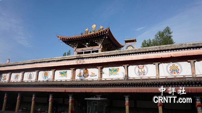 走进塔尔寺　两岸媒体探访西北藏传佛教圣地