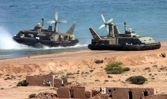 中东局势紧张之际　伊朗海军曝光大批国产装备