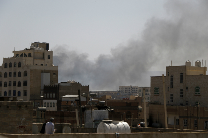 沙特石油设施遭无人机和弹道导弹袭击