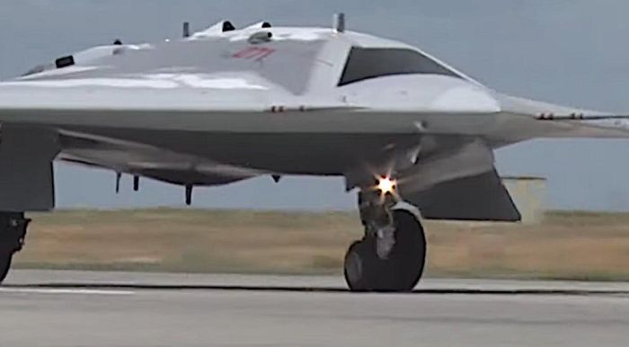 俄媒：俄航空侦察将转向无人机时代