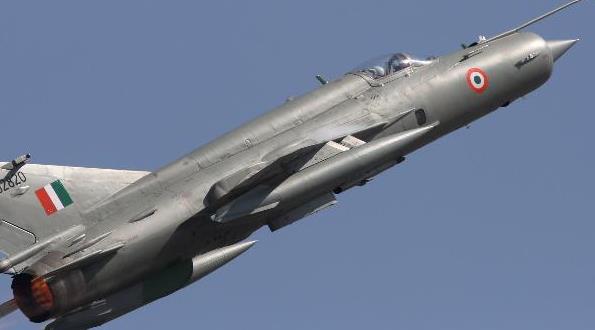 印空军一架米格21战机坠毁　飞行员下落不明