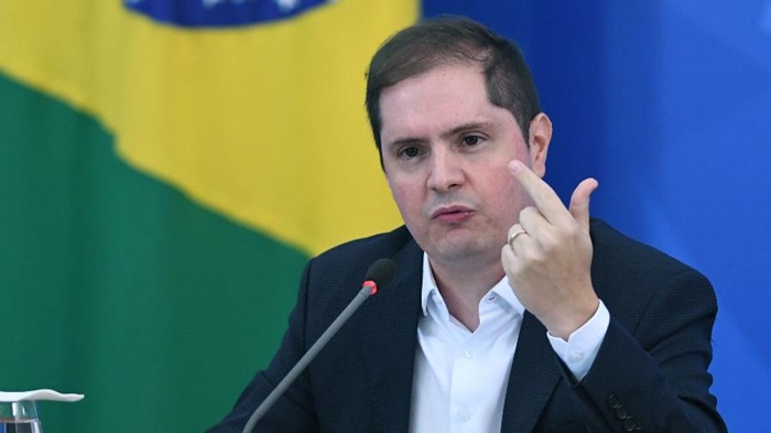 巴西联邦大律师局局长新冠病毒检测呈阳性