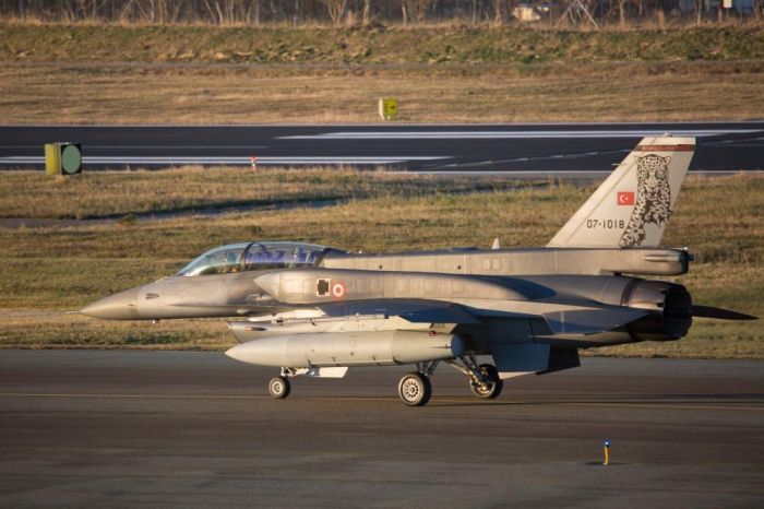 外媒：土耳其开始从美国购新一批F16战机