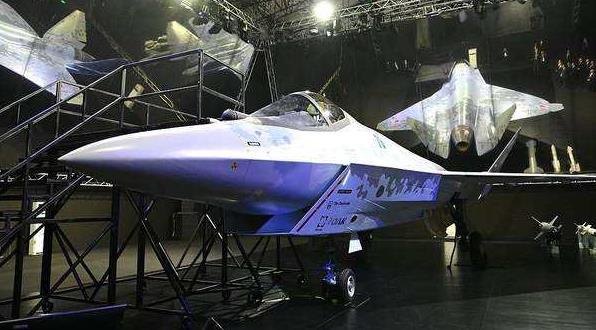 激烈搏杀！美俄在迪拜航展争夺隐形战机市场