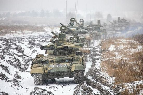 俄军12月列装首批“终结者”坦克支援车