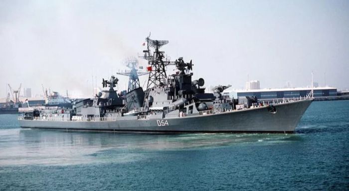 印度“兰维尔”号驱逐舰爆炸致3死11伤