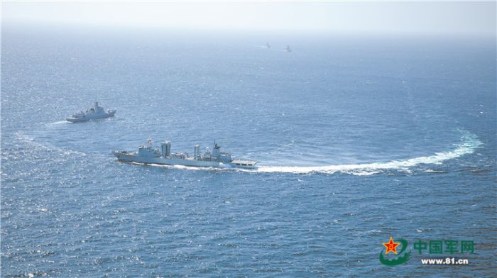 中俄海军举行反海盗联合演习（图）