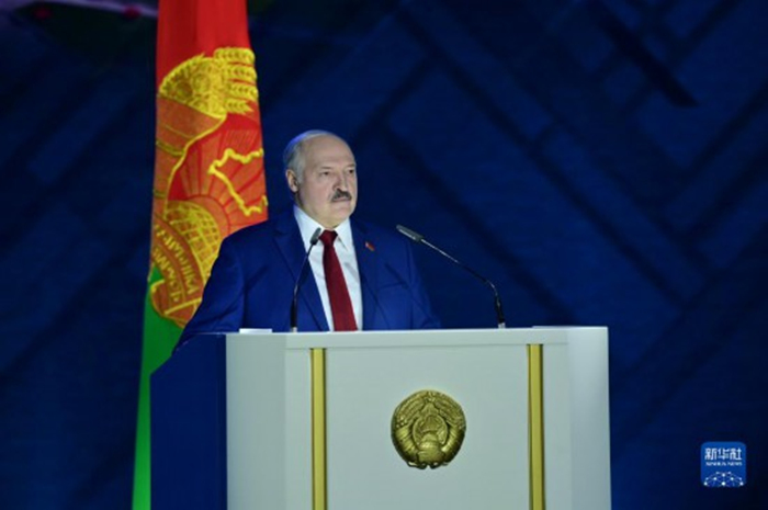 白俄罗斯总统发表国情咨文