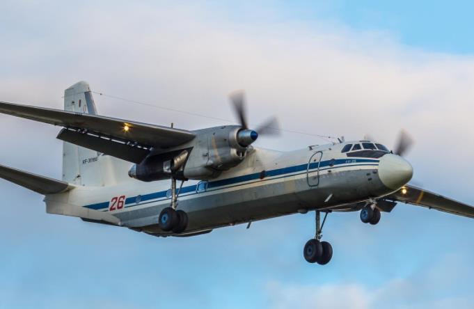 俄罗斯一架安26飞机在伊尔库茨克州紧急迫降