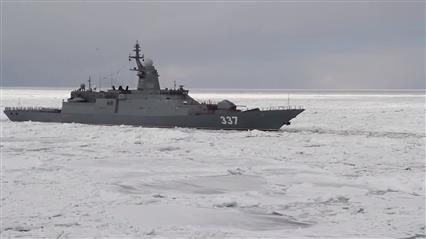 俄军太平洋舰队20多艘军舰穿越宫古海峡