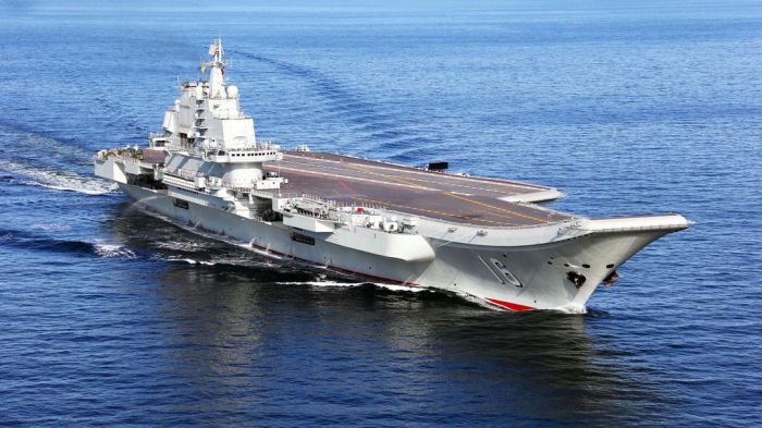 日媒：日本紧盯辽宁舰远海实战化训练