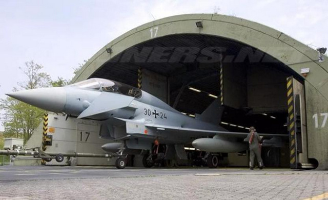 几十亿一架的F16放传统机堡　蓝委轰台军方