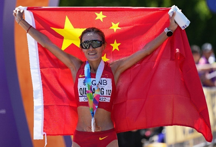 中国选手切阳什姐夺女子20公里竞走铜牌