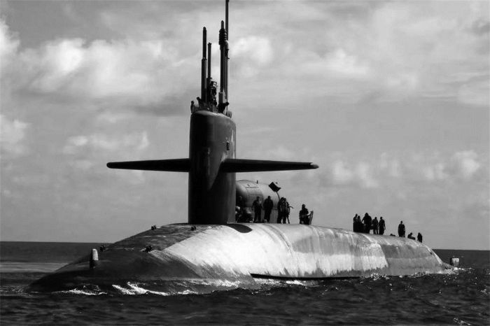 美英澳核潜艇合作威胁全球稳定
