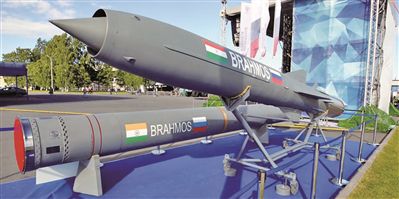 印海军将列装“布拉莫斯”导弹