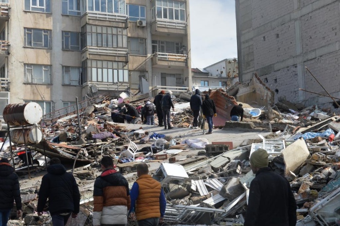 土耳其南部强震已致该国逾5400人丧生