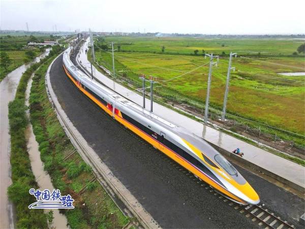 社评：雅万高铁是中国与东盟合作的典范