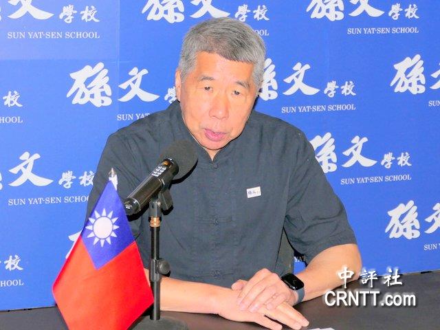 张亚中吁国民党提出理念　两岸关系最重要