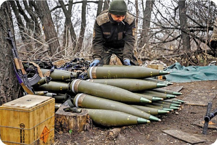 欧盟拟援乌克兰100万枚炮弹