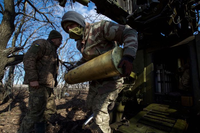 美媒：乌军开始实行“炮弹定量配给”