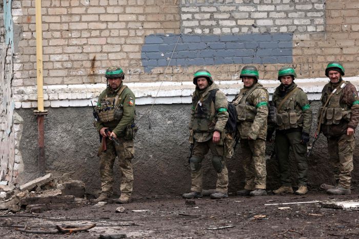 美媒：乌军排兵布阵引发反攻猜测