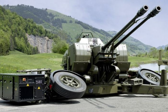 法媒：瑞士下院否决授权向乌转让瑞制武器