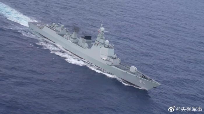 中国海军舰艇编队抵达多国联演集结海域