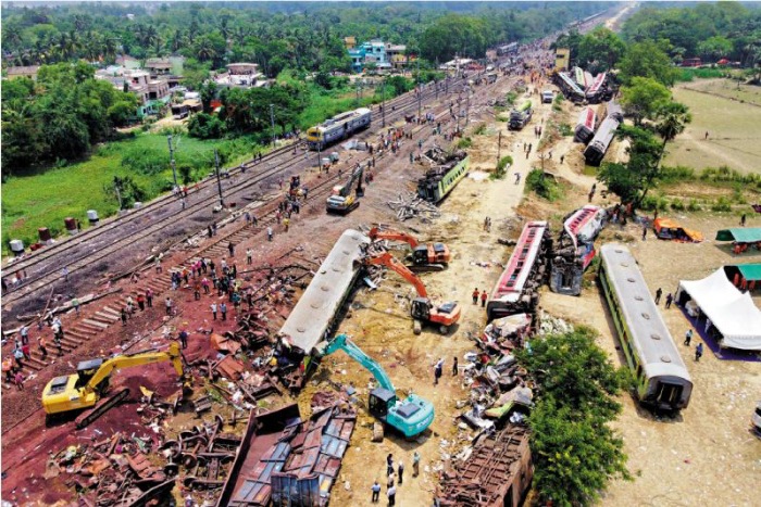 印度火车事故 信号系统故障导致